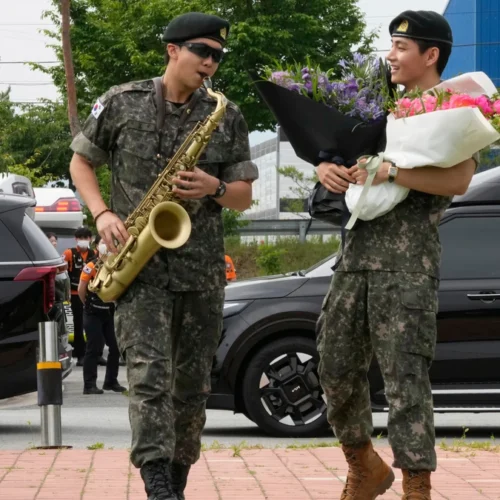 BTS, banda de K-Pop, anuncia gira mundial tras finalizar el servicio militar obligatorio