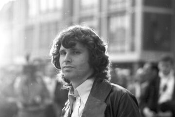 “Jim Morrison miró a la locura, el caos y la muerte”: por qué nos sigue fascinando 55 años después