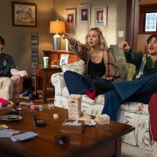 ‘Adults’, la apuesta más divertida del verano y perfecta para los fans de ‘Friends’