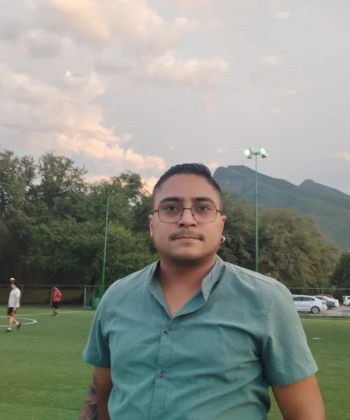 José Carlos Rodríguez Espinosa debuta con una fantasía oscura que promete marcar a los lectores