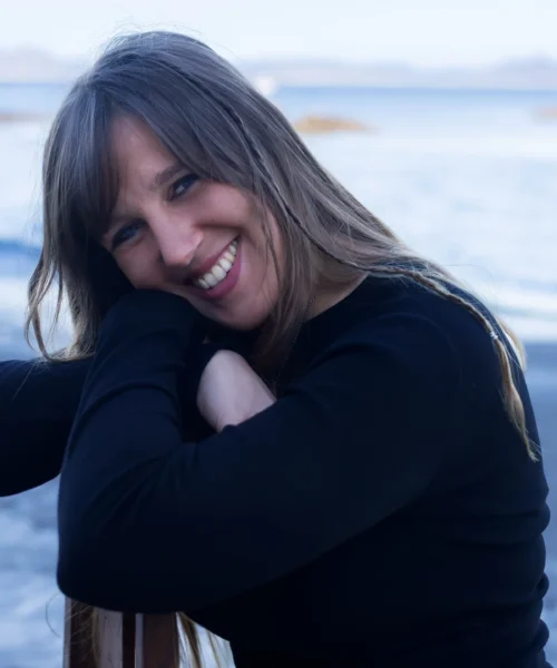 Camila Martinez Santullo debuta con un fotolibro íntimo y poderoso sobre la ansiedad