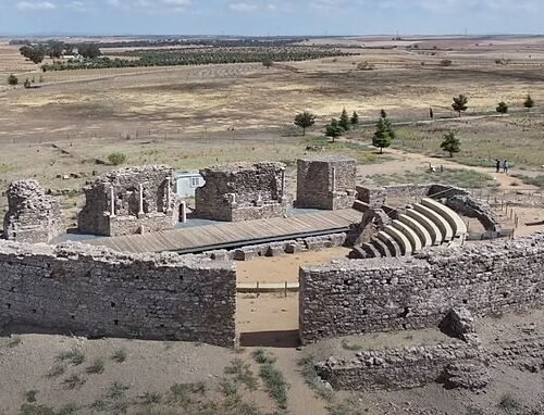 Ni el del Mérida, ni el de Medellín: este es el desconocido teatro romano de Extremadura que también merece una visita