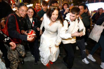 El Ayuntamiento de Madrid cuestiona que Rosalía tuviera «autorización expresa» para el show de presentación de Lux que colapsó Gran Vía