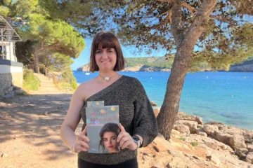 Lidia Delgado deslumbra con su debut literario: una historia intensa de amor y traición que ya conquista a los lectores