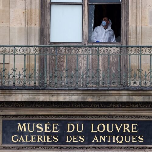 Ladrones de ‘guante fácil’ en el Museo del Louvre