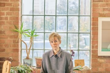 Helen Marten, la artista de moda: “A todos nos seducen el brillo y la velocidad, pero la rapidez se está acabando”