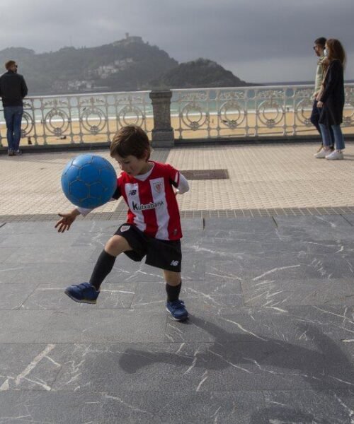 Cuento de Navidad con balón hinchado