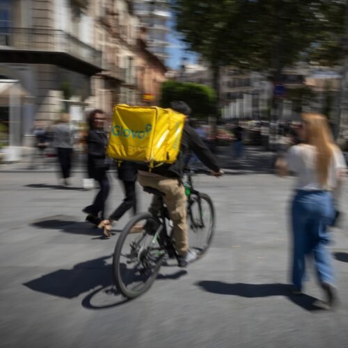 La explotación que llega a casa en bicicleta