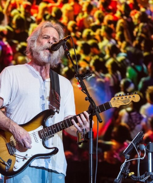 Muere Bob Weir, cofundador de la mítica banda estadounidense Grateful Dead, a los 78 años