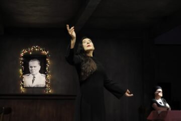 Marina Abramović, artista: “Ahora que me puedo permitir las malas críticas, no encuentro ninguna”