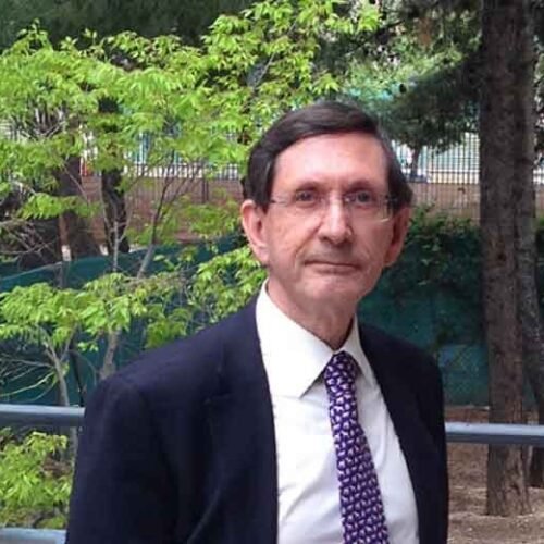 Aurelio Mendiguchía explora la creación y la conciencia artística desde la introspección contemporánea