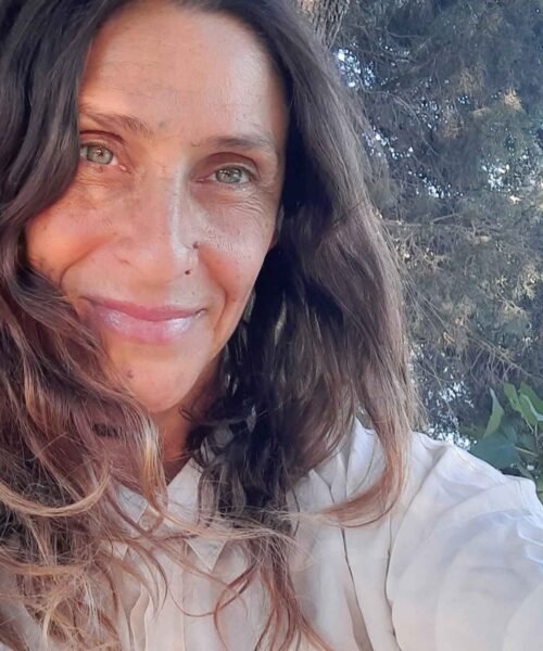 Beatriz Vidal retrata la vida entre paredes en una novela tan incómoda como necesaria