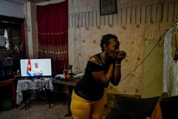 Apertura forzada en Cuba