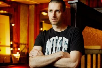 Simon Chevrier, escritor: “A menudo, a la prostitución se llega por un malentendido”