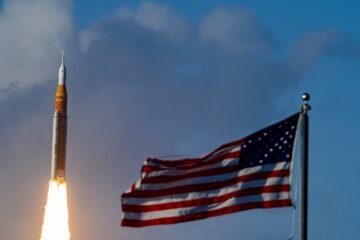 La Luna de los plutócratas