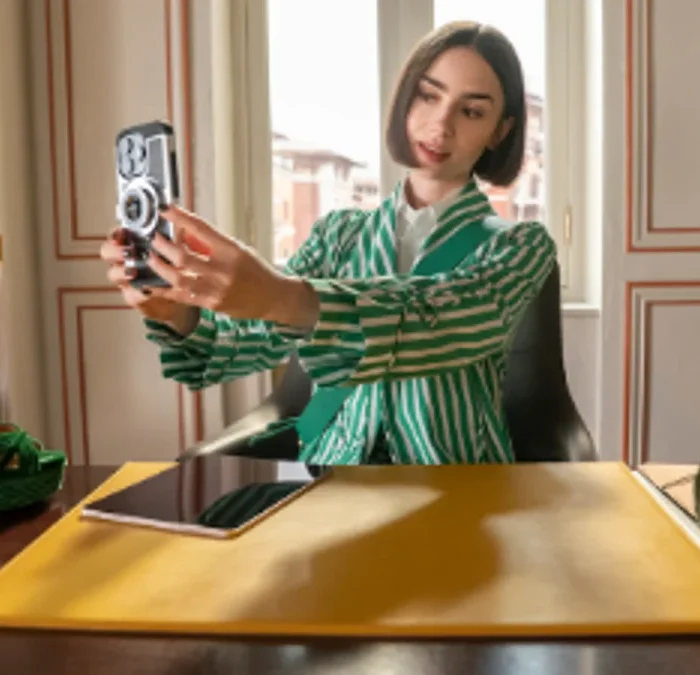 La sexta temporada de ‘Emily in Paris’ se rodará en Grecia y Mónaco