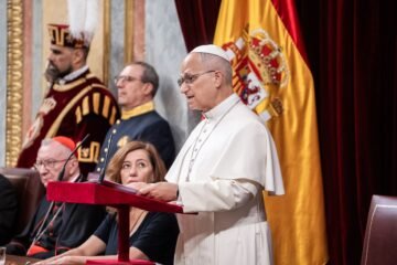 Un León despedazado