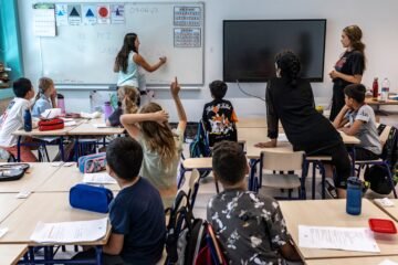 Menos alumnos por aula, mejor educación