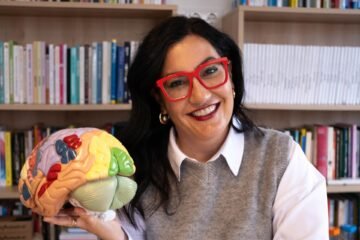 Ana Asensio, psicóloga: “A veces exigimos a las familias una regulación emocional perfecta que ni siquiera les enseñaron de pequeños”