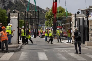 Cae la frontera de Gibraltar