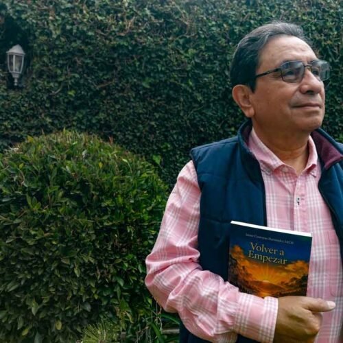 JAIME CONTRERAS HERNÁNDEZ JACH REMUEVE CONCIENCIAS Y CRITICA LA CORRUPCIÓN SOCIAL EN SU NOVELA ‘VOLVER A EMPEZAR’