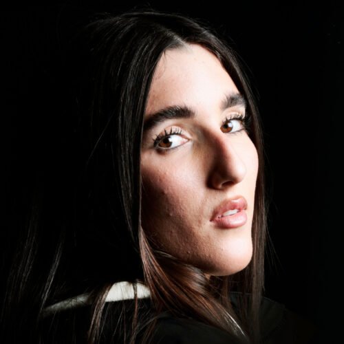 Ni Rosalía ni Aitana: una artista gaditana hace historia y se convierte en la primera española en alcanzar el número 1 mundial de Spotify
