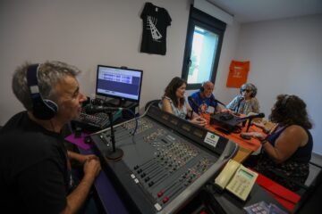 Con las últimas radios libres se extinguen los ochenta