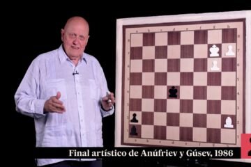 Vídeos de ajedrez | Aluvión de ideas con sólo siete piezas en el tablero