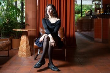 Julia Kornberg, escritora: “Los argentinos somos proclives a la distopía por la realidad que vivimos”