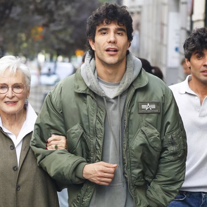La serie de Los Javis que enamoró a Glenn Close y acabó llevándola a ‘La bola negra’