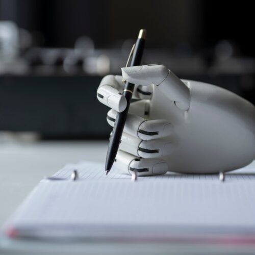 El debate | ¿Es legítima la literatura hecha con inteligencia artificial?