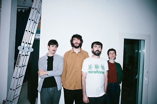 Viva Belgrado: «Este nuevo disco es lo más mainstream que hemos hecho, pero nuestros padres lo siguen viendo satánico»