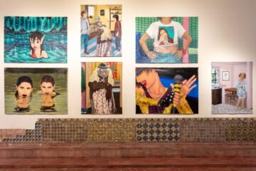 Santas que yo te pinté: el panteón pop y sacrílego de Manuela Solano